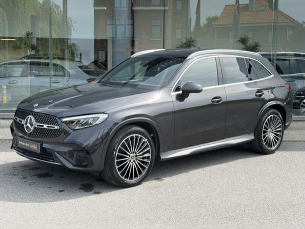 MERCEDES-BENZ GLC 200 d 4M AMG Line Toit Pano  