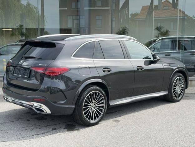 MERCEDES-BENZ GLC 200 d 4M AMG Line Toit Pano  