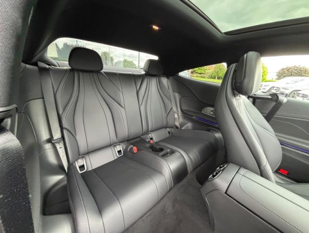 MERCEDES-BENZ CLE 300 e Coupé AMG Pack Night Burmester Pano  