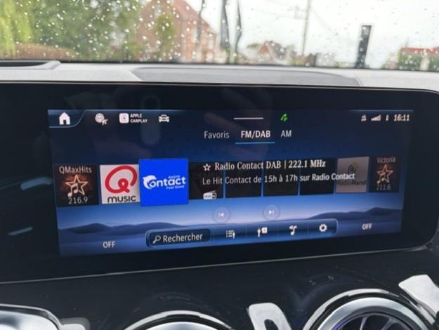 MERCEDES-BENZ GLB 220 4MATIC AMG 7places Pano Attelage  
