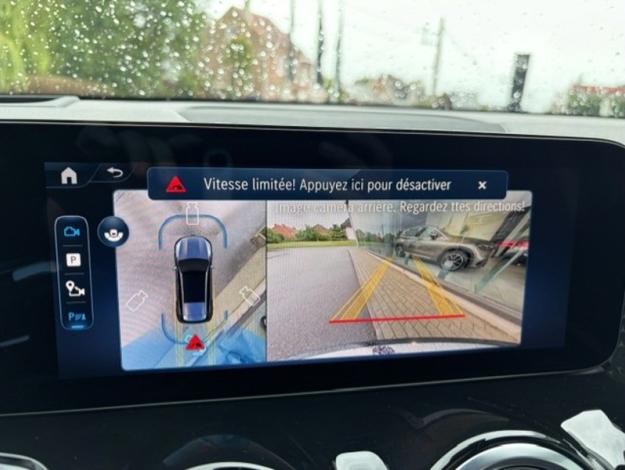 MERCEDES-BENZ GLB 220 4MATIC AMG 7places Pano Attelage  