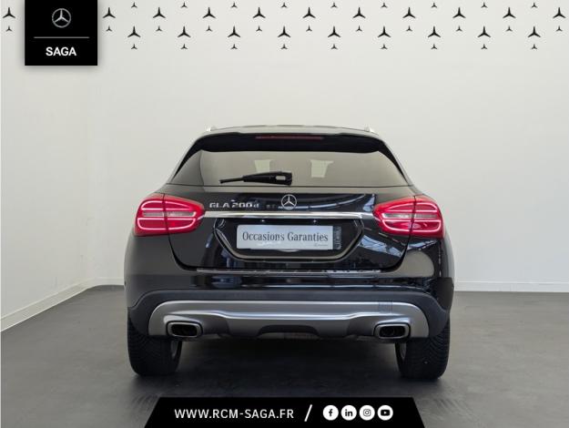 MERCEDES-BENZ GLA 200 d Sensation  