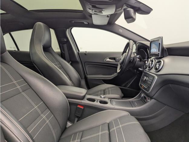 MERCEDES-BENZ GLA 200 d Sensation  