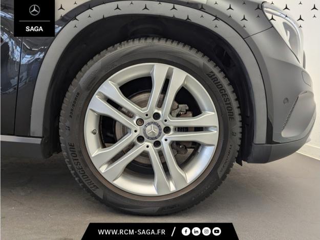 MERCEDES-BENZ GLA 200 d Sensation  
