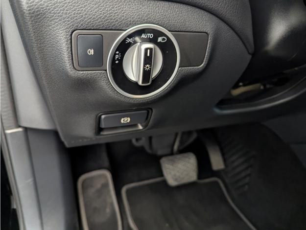 MERCEDES-BENZ GLA 200 d Sensation  