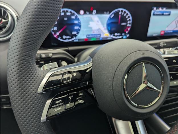 MERCEDES-BENZ GLA 250 e Hybrid EQ Edition 140  GLA 250 e Hybrid EQ Edition 140