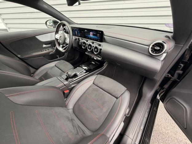 MERCEDES-BENZ CLA Coupé CLA 200 Coupé AMG Line  