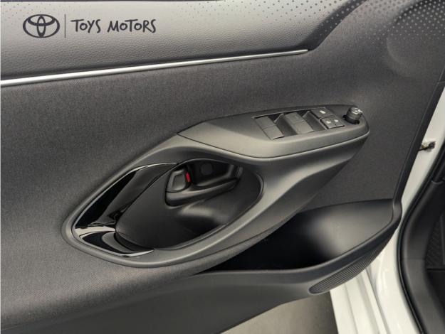 TOYOTA Yaris Hybride 116h Design  