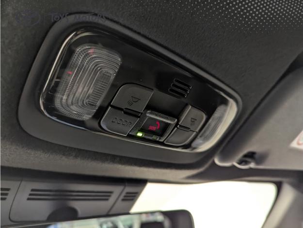 TOYOTA Yaris Cross 1.5 HYBRID 130H Design Pack Cargo  