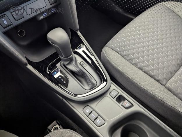TOYOTA Yaris Cross 1.5 HYBRID 130H Design Pack Cargo  