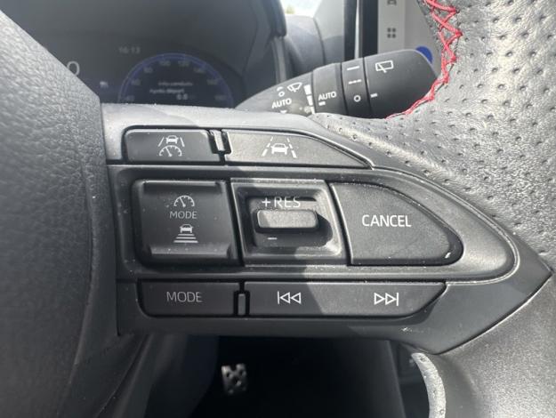 TOYOTA Yaris Cross 1.5 HYBRID 130H GR SPORT Techno  