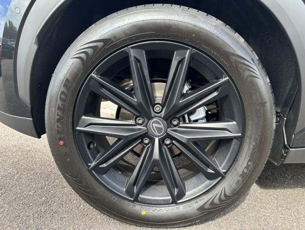 LEXUS LBX 1.5 136H 2WD Vibrant Edition  LBX HYBRIDE 2WD VIBRANT EDITION MONOTON MY26