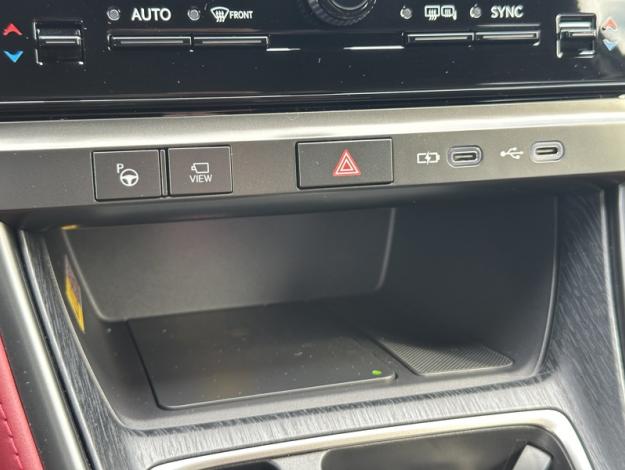 LEXUS LBX 1.5 136H 2WD Vibrant Edition  LBX HYBRIDE 2WD VIBRANT EDITION MONOTON MY26