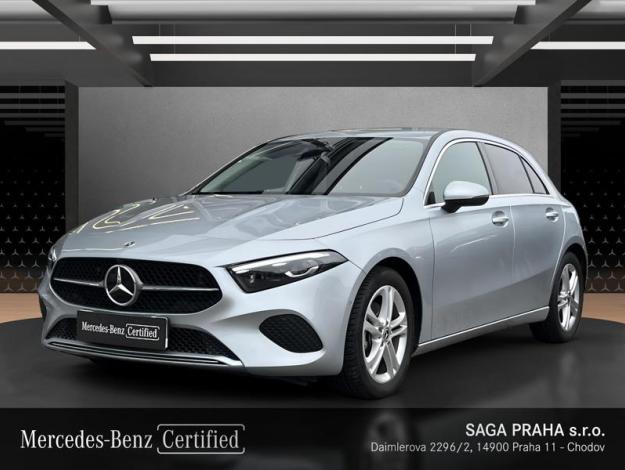 MERCEDES-BENZ A-Třída A 200 (1/21)