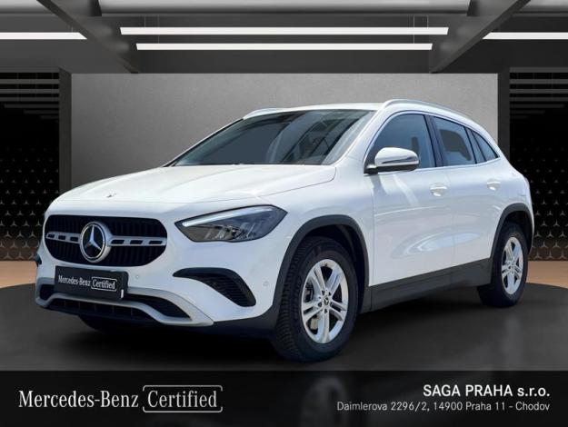 MERCEDES-BENZ GLA 220 4MATIC (1/21)