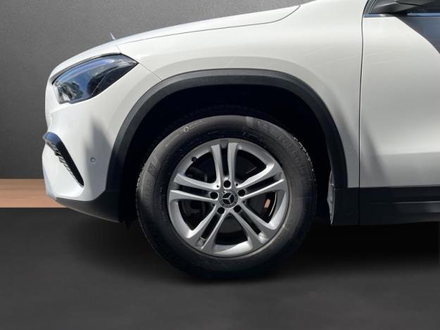 MERCEDES-BENZ GLA 220 4MATIC (9/21)