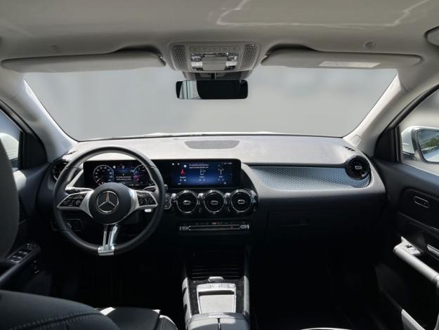 MERCEDES-BENZ GLA 220 4MATIC (14/21)