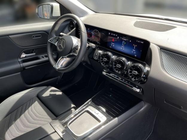 MERCEDES-BENZ GLA 220 4MATIC (19/21)