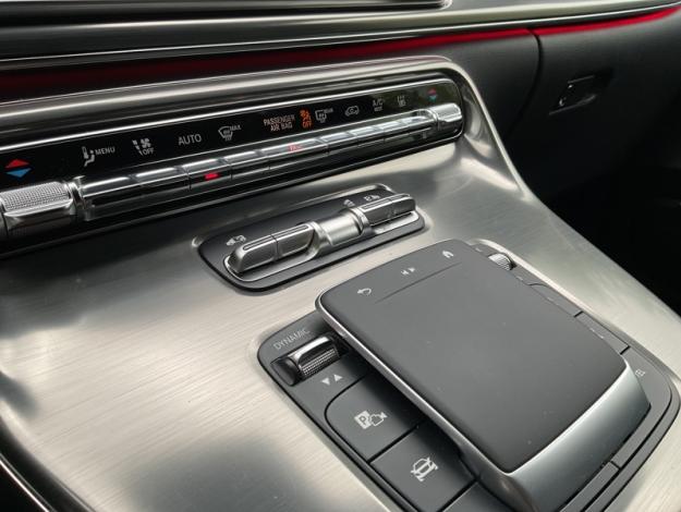 MERCEDES-BENZ Třída V V 300 d 4MATIC EXCLUSIVE  Nez.top. (11/12)