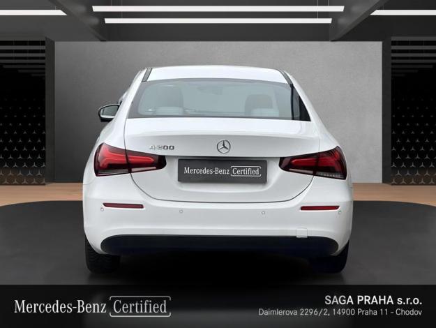 MERCEDES-BENZ Třídy A A 200 sedan (4/21)