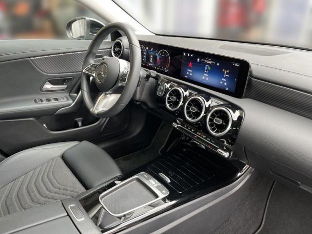 MERCEDES-BENZ CLA-Třída CLA 180 d kupé (19/21)
