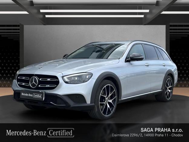 MERCEDES-BENZ E-Třída E 220 d 4MATIC All-Terrain (1/21)