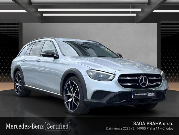 MERCEDES-BENZ E-Třída E 220 d 4MATIC All-Terrain (7/21)