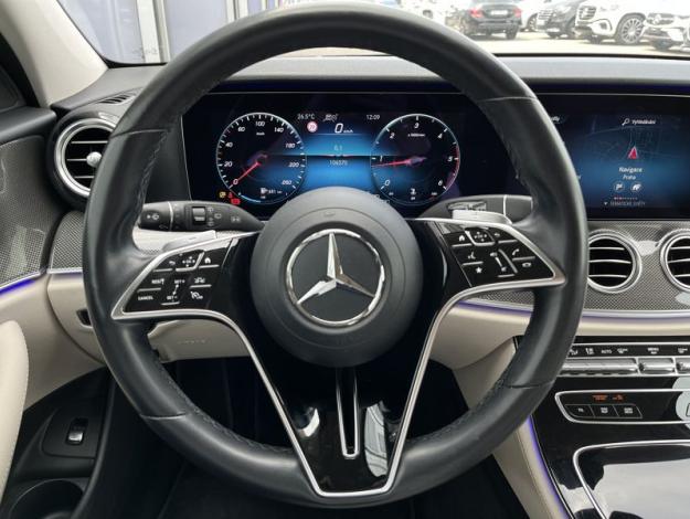 MERCEDES-BENZ E-Třída E 220 d 4MATIC All-Terrain (11/21)