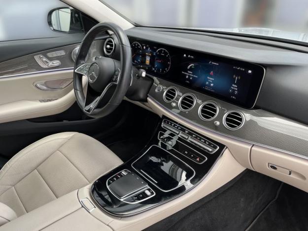MERCEDES-BENZ E-Třída E 220 d 4MATIC All-Terrain (19/21)