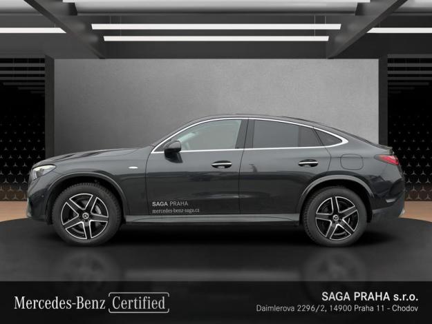 MERCEDES-BENZ GLC Coupé GLC 300 e 4MATIC kupé s hybridní technologií EQ (2/21)