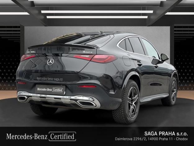 MERCEDES-BENZ GLC Coupé GLC 300 e 4MATIC kupé s hybridní technologií EQ (5/21)