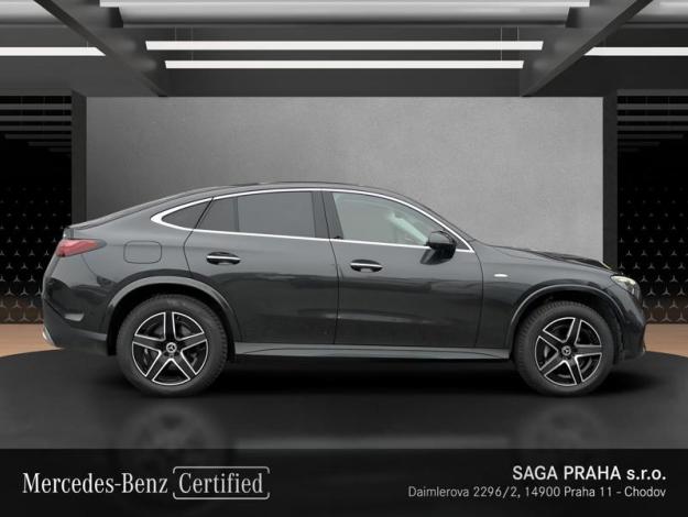 MERCEDES-BENZ GLC Coupé GLC 300 e 4MATIC kupé s hybridní technologií EQ (6/21)