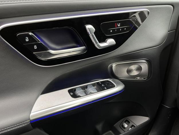 MERCEDES-BENZ GLC Coupé GLC 300 e 4MATIC kupé s hybridní technologií EQ (13/21)