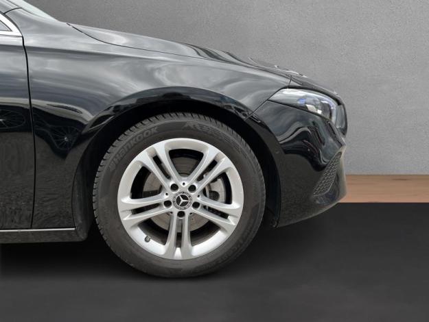 MERCEDES-BENZ A-Třída A 200 (9/21)