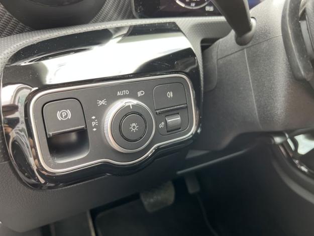 MERCEDES-BENZ CLA-Třída CLA 180d kupé (12/21)