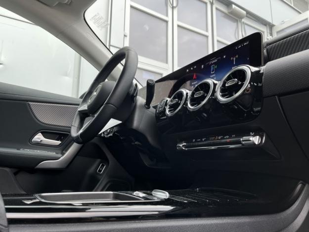 MERCEDES-BENZ CLA-Třída CLA 180d kupé (17/21)