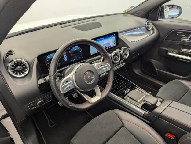 MERCEDES-BENZ GLA 200 d AMG Line  