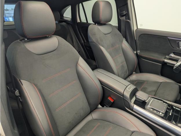 MERCEDES-BENZ GLA 200 d AMG Line  