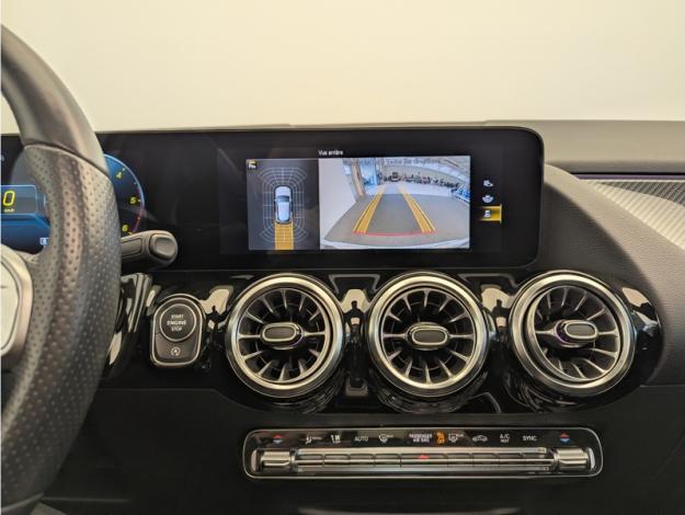 MERCEDES-BENZ GLA 200 d AMG Line  