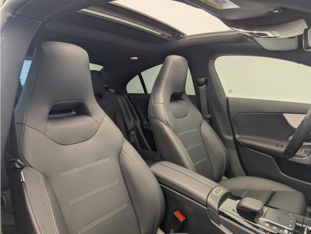 MERCEDES-BENZ CLA Coupé CLA 200 Coupé AMG Line  