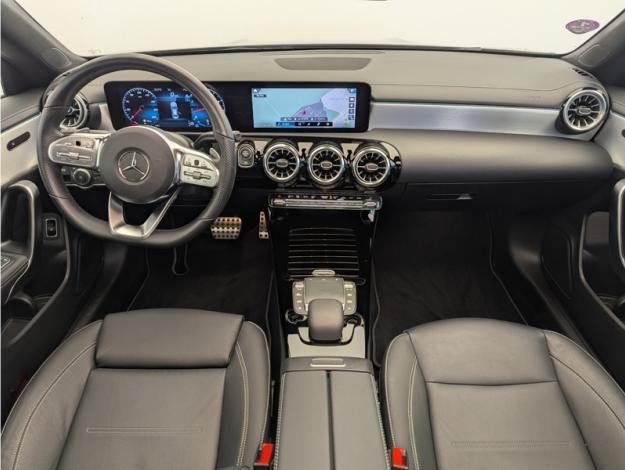 MERCEDES-BENZ CLA Coupé CLA 200 Coupé AMG Line  