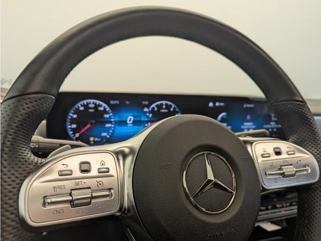 MERCEDES-BENZ CLA Coupé CLA 200 Coupé AMG Line  