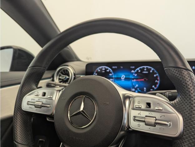 MERCEDES-BENZ CLA Coupé CLA 200 Coupé AMG Line  