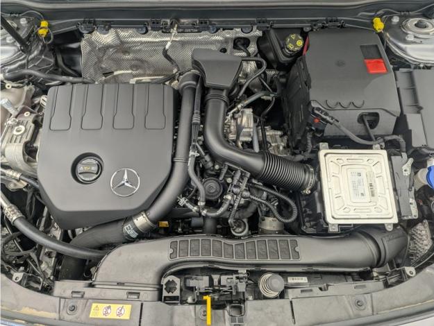 MERCEDES-BENZ CLA Coupé CLA 200 Coupé AMG Line  