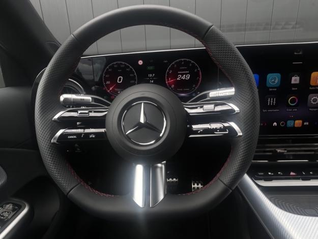 MERCEDES-BENZ CLA Coupé CLA 220 4MATIC AMG Line  CLA 220 4MATIC