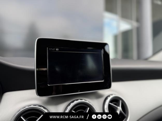 MERCEDES-BENZ GLA 200 d 7G-DCT  