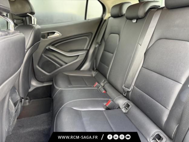MERCEDES-BENZ GLA 200 d 7G-DCT  