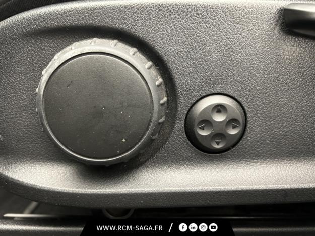 MERCEDES-BENZ GLA 200 d Progressive Line  