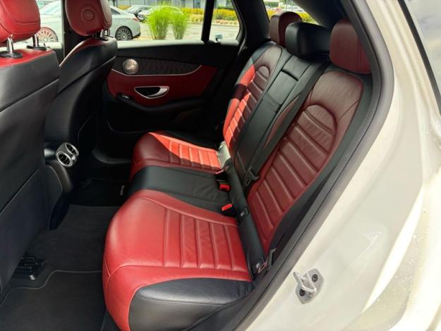MERCEDES-BENZ GLC SUV GLC 220 d 4MATIC SUV AMG Line  