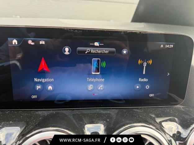 MERCEDES-BENZ GLA 200 d AMG Line  GLA 200 d AMG Line